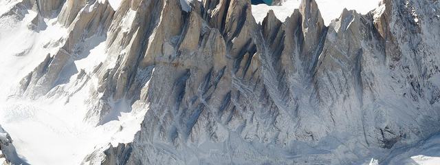 Monte_Fitz_Roy_19Mar2018_SkySat